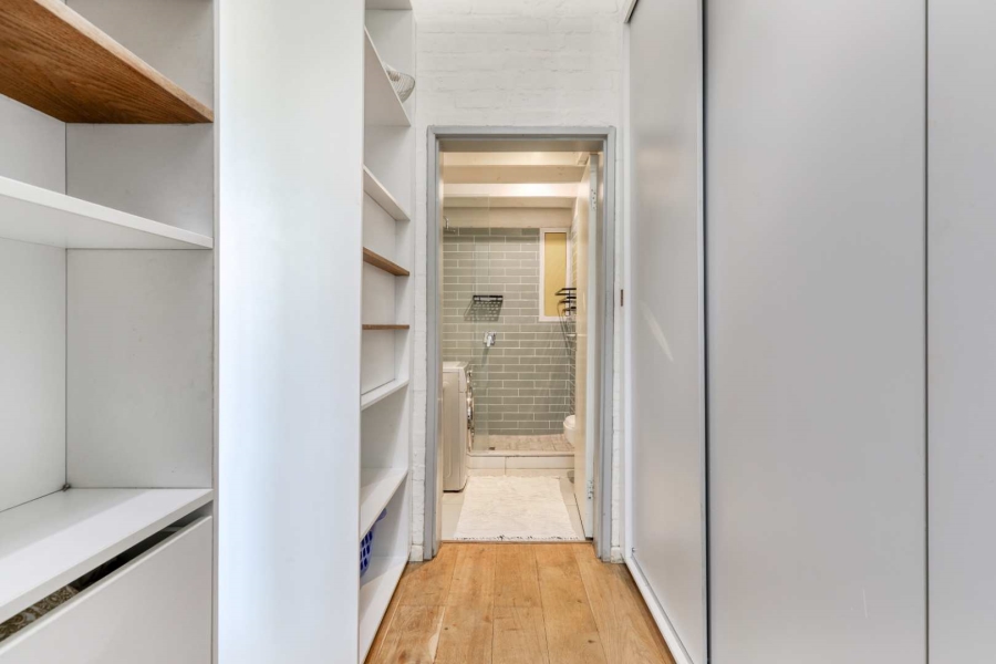 To Let 1 Bedroom Property for Rent in Woodstock Western Cape